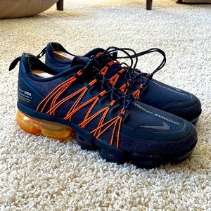 Nike vapor max 2019. Size 9.5. Great condition.